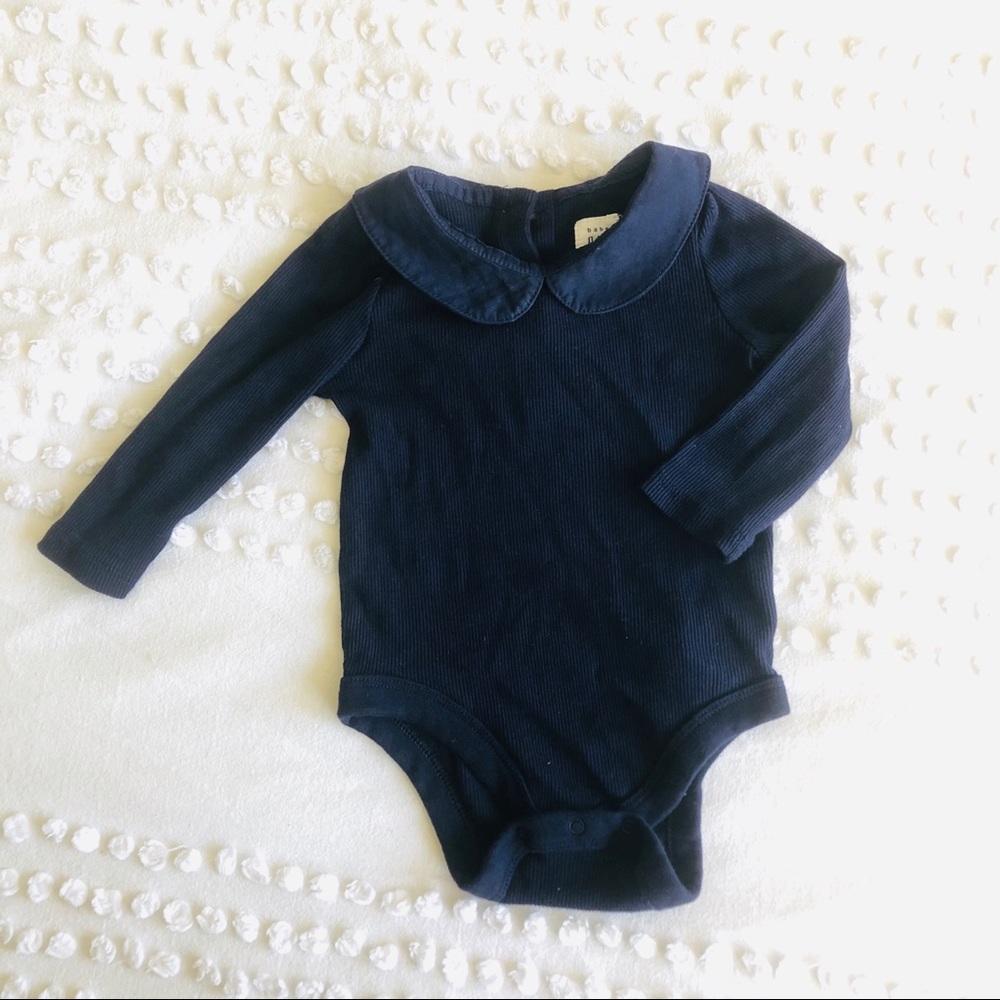 Baby Gap Bodysuit with Peter Pan Collar 6-12 mos